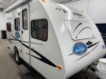 Prolite &Eacute;vasion 17' / 1950 lbs